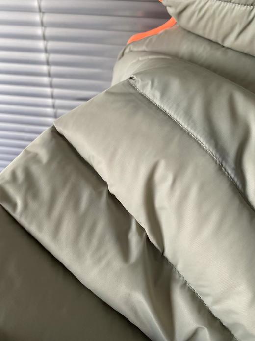 D120409轻量排骨休闲立领拉链鹅绒马甲90绒轻薄羽绒马甲 商品图13