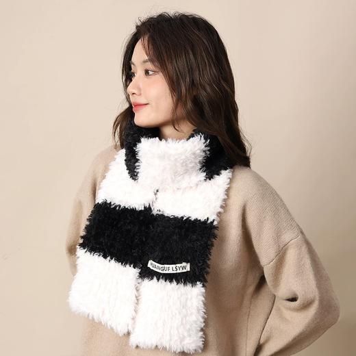 条纹针织毛绒围巾 商品图5