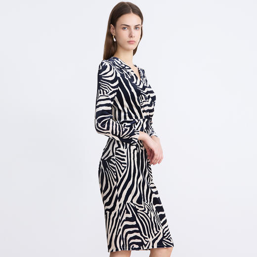 EITIE爱特爱斑马纹V领修身显瘦优雅包臀连衣裙8007722 商品图2