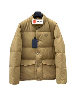 中性款三角标口袋羽绒服zh020