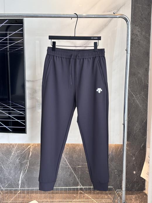 2025秋冬季三色新款长裤！面料采用最新型3D魔方格复合索芙特340克高克重面料 商品图4