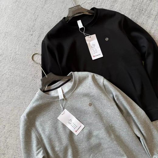 D120407胸前小标运动加绒圆领卫衣冬季打底衫上衣男款 商品图4