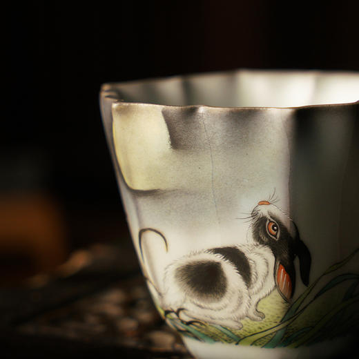 中国问鼎官窑庚子宋青绽蕊杯(兔子银河) 商品图3