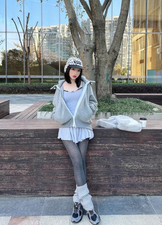 Canada Goose大鹅女款带帽羊毛插肩抓绒外套（MT） 商品图5