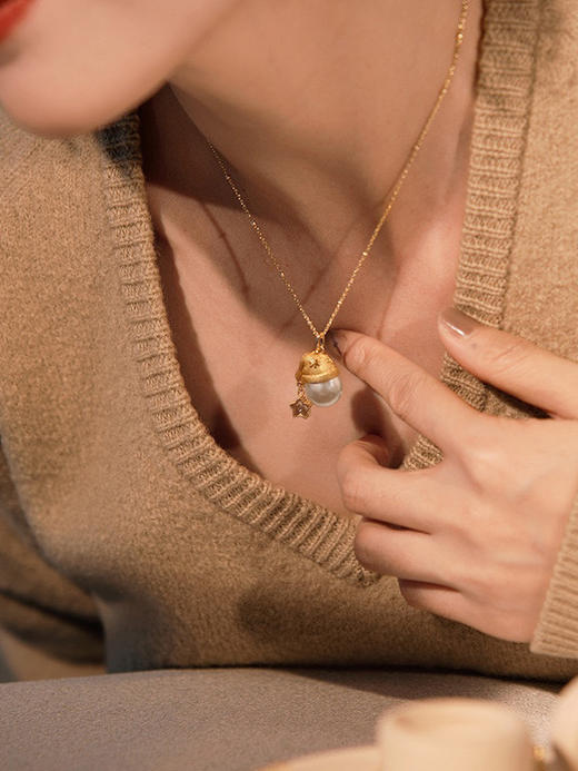 小众原单ninina圣诞珍珠小金帽许愿幸运项链毛衣链 商品图3