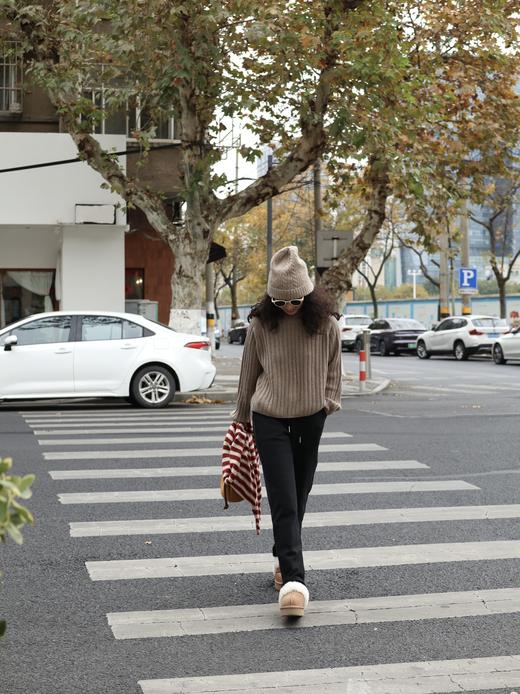 【板娘同款推荐 羊绒衫】新增新年红大码 新年红红火火！全球奢牌同等山羊绒原料阿尔巴斯山羊绒 让姐妹们用实实在在源头价穿高定的感觉！ 商品图14