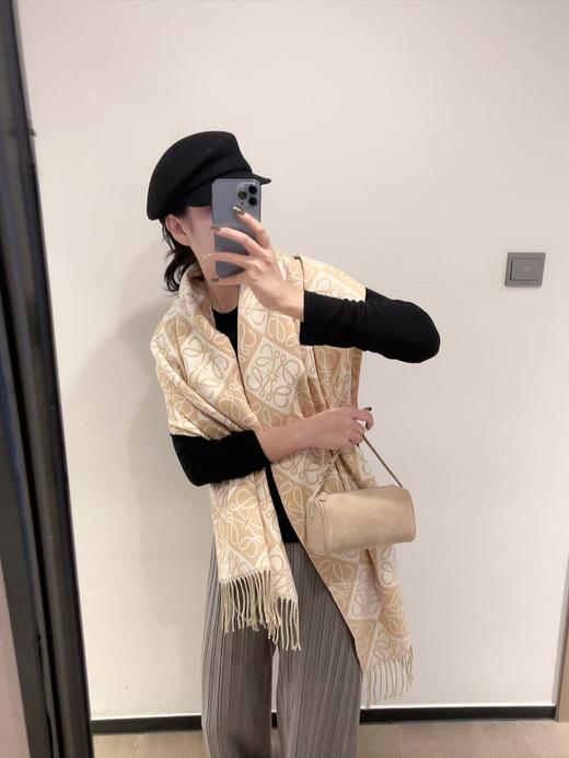 G689罗意威新款Khaki Green双色羊毛提花毛毯披肩 商品图0