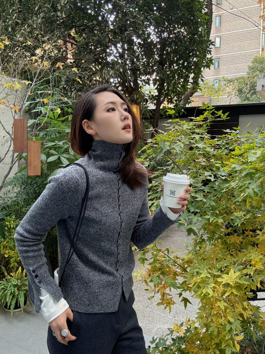 【羊绒的冬天】噢蜜ooomeooo修身螺纹羊绒开衫 商品图1