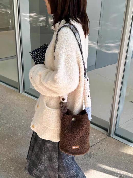 nothe Case布然/ NC243102/「盐湖布朗」小众复古毛呢水桶包 商品图4