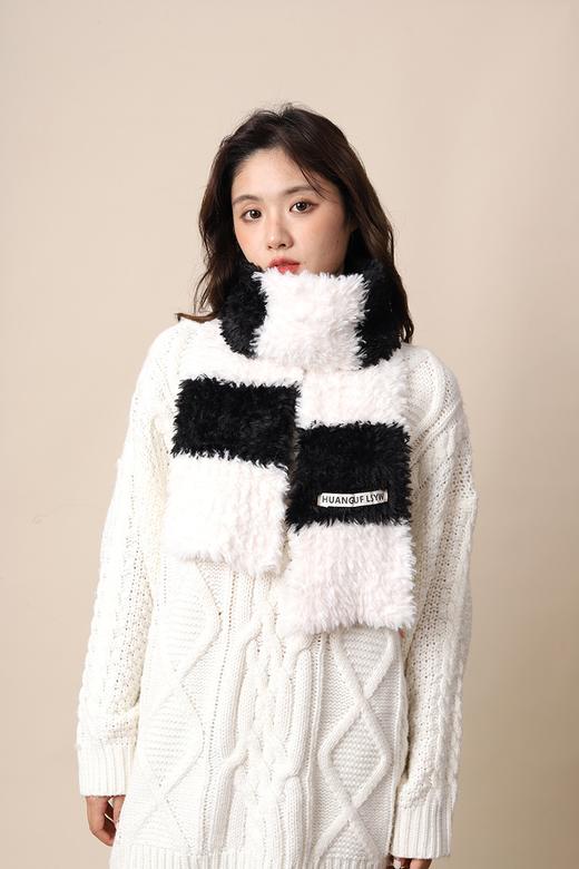 条纹针织毛绒围巾 商品图8