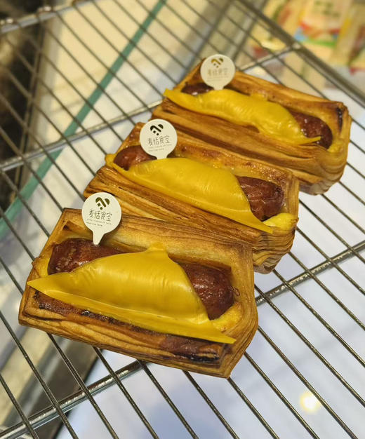 黑胡椒肉肠可颂 商品图0