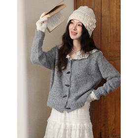 鹿向南「风吟玛奇」蕾丝花边海军领毛衣女冬季牛角扣针织开衫上衣