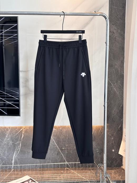 2025秋冬季三色新款长裤！面料采用最新型3D魔方格复合索芙特340克高克重面料 商品图5