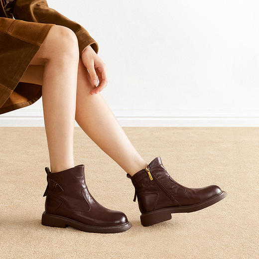 千百度手抓皮切尔西靴女加绒保暖厚底超火小短靴子A25598681 商品图1