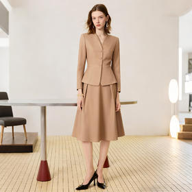 IWY/卡其色西装套装女秋款气质职业装正式场合收腰商务总裁正装WCS098