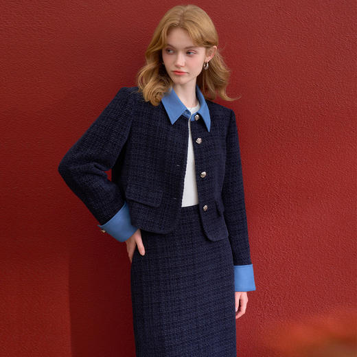 西遇优雅精致小香风套装女冬季撞色外套高腰直筒半身裙两件套V4355455 商品图3