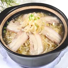 酬小吖 砂锅酸菜炖白肉
