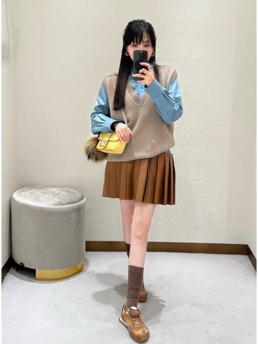 芬迪 新款复古风平底运动休闲鞋(DBG) 商品图3