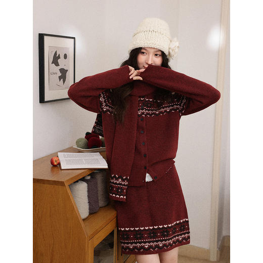 鹿向南「暗恋旋律」红色长袖毛衣冬季款显瘦半身裙小众时尚套装女 商品图2
