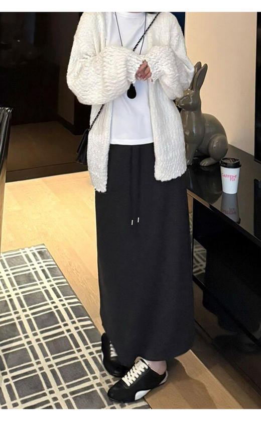 【多妈团购 洋绒半身裙】加绒内里，灵动又藏肉，腿粗、腿不直放心穿，软软糯糯，后边开叉设计，百搭优雅好打理，吸湿性好，不易静电-拟盛 商品图4