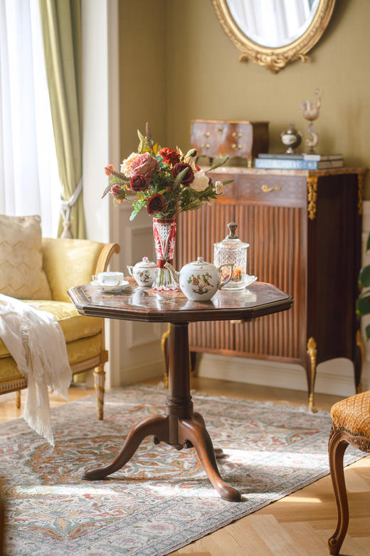 独角鹿西洋古董1880年代法国出品古典卷叶主题布勒镶嵌装饰胡桃木桌几 商品图0