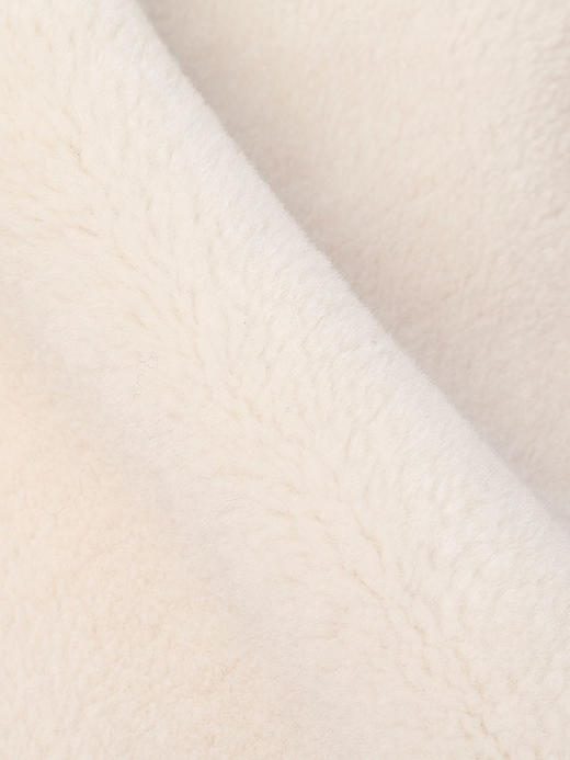 奶杏色毛绒短款夹克 撞色皮质包边拉链款 温柔风秋冬保暖宽松休闲皮草外套 商品图4