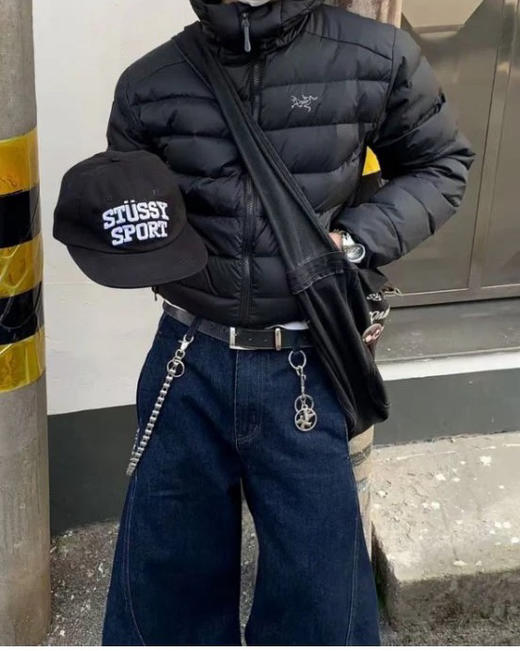 【秒杀价已调 直接拍】跟单 鸟家 连帽经典款 排骨轻薄羽绒服 内搭修身款 商品图12