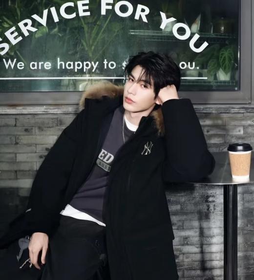 【云粉节】6楼MLB25年冬款鹅绒服3ADJB065650BKS吊牌价3999 商品图0