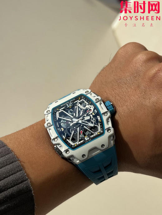 理查德米勒RM35-03系列 NTPT碳纤维壳 已发布5款产品 男士腕表 采用定制一体机 正面可看到摆轮摆动 纤薄壳套13.5mm 商品图7