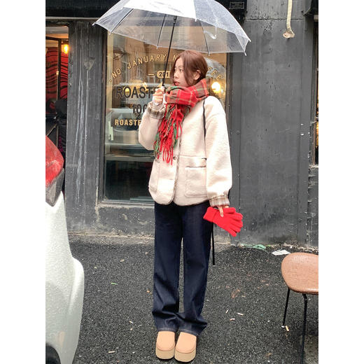 <曾小咸推荐> 现货秒杀！微信超特价！白杏色羊羔毛拼接格子外套 日常259.99 立减110 秒杀149.99！ 商品图2