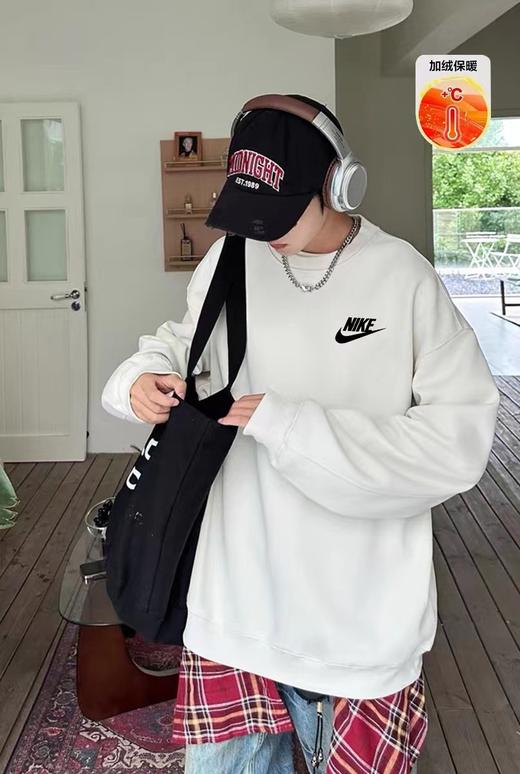 D120420新款线条爱心画抓绒保暖圆领卫衣男女同款 商品图8