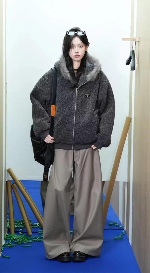 D120414冬季2025仿羊绒毛领高级灰连帽棉服外套男女同款 商品图8