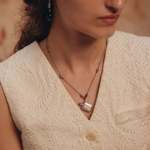 APT702 925银 迷你香水瓶项链 商品图0