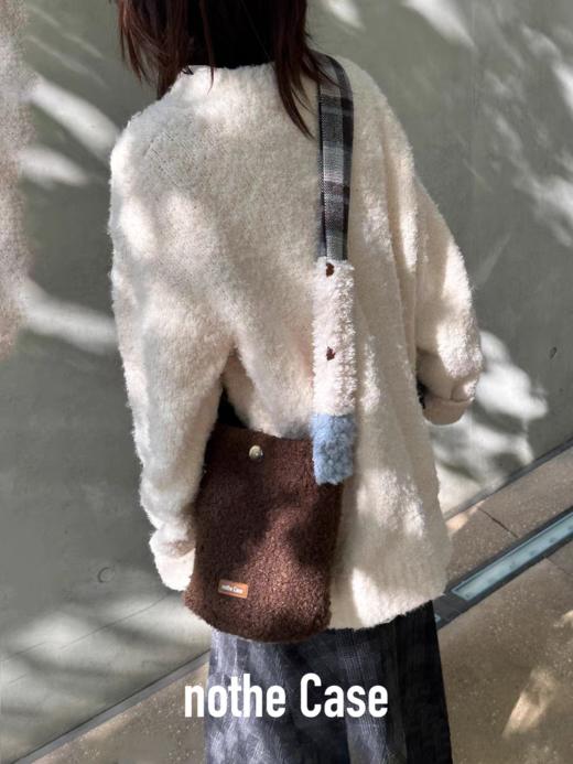 nothe Case布然/ NC243102/「盐湖布朗」小众复古毛呢水桶包 商品图0