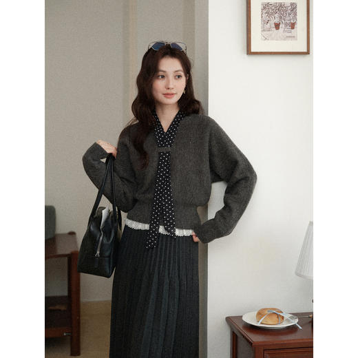 鹿向南「柔灰漫步」灰色百褶A字半身裙女秋冬新款气质显瘦中长裙 商品图2