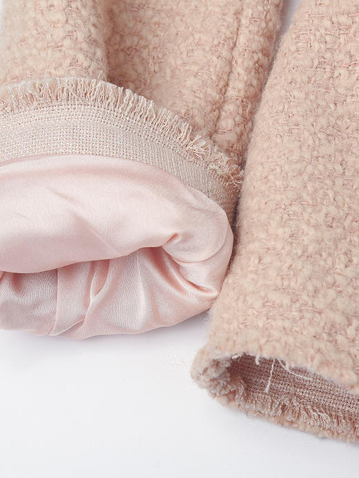 裸粉色粗花呢短款外套 金属纽扣圆领双口袋上衣 法式小香风温柔质感秋冬通勤夹克 商品图3