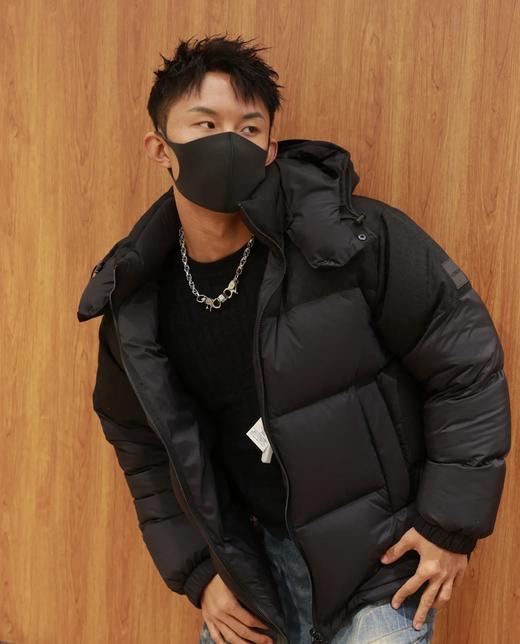 驴家 男装外套黑色迷你印花图案拉链开合保暖羽绒服（SS） 商品图4