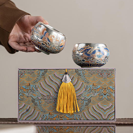 朕的潮代·龙凤对杯茶具礼盒，非遗传承 瓷胎鎏银技艺 胎质细腻 图案精美 馈赠佳品 收藏茗器 商品图5