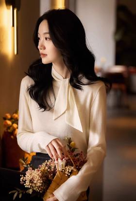 高智感系带羊毛长袖