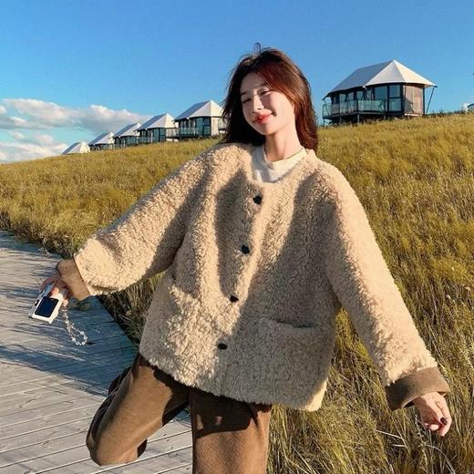 限时赠送袜子两双【ARRKSEKKE 白鹿同款羊羔绒短款外套&羊羔绒羊棉毛中长款外套】棉羊毛/里衣摇粒绒外套短款&长款 时尚3色‼160斤也可穿保暖程度可抵一件羽绒服～ 商品图2