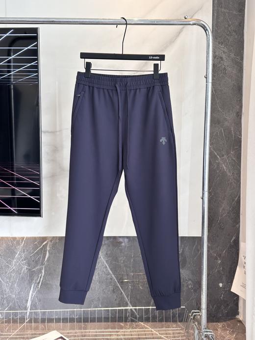 2025秋冬季三色新款长裤！面料采用最新型3D魔方格复合索芙特340克高克重面料 商品图3