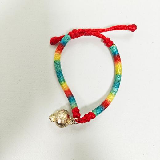 冬奥会纪念手链！冰雪元素 + 浮雕工艺，复刻赛事经典瞬间，兼具装饰感与收藏价值，送礼自留皆可，定格冬奥热血记忆～ 商品图1