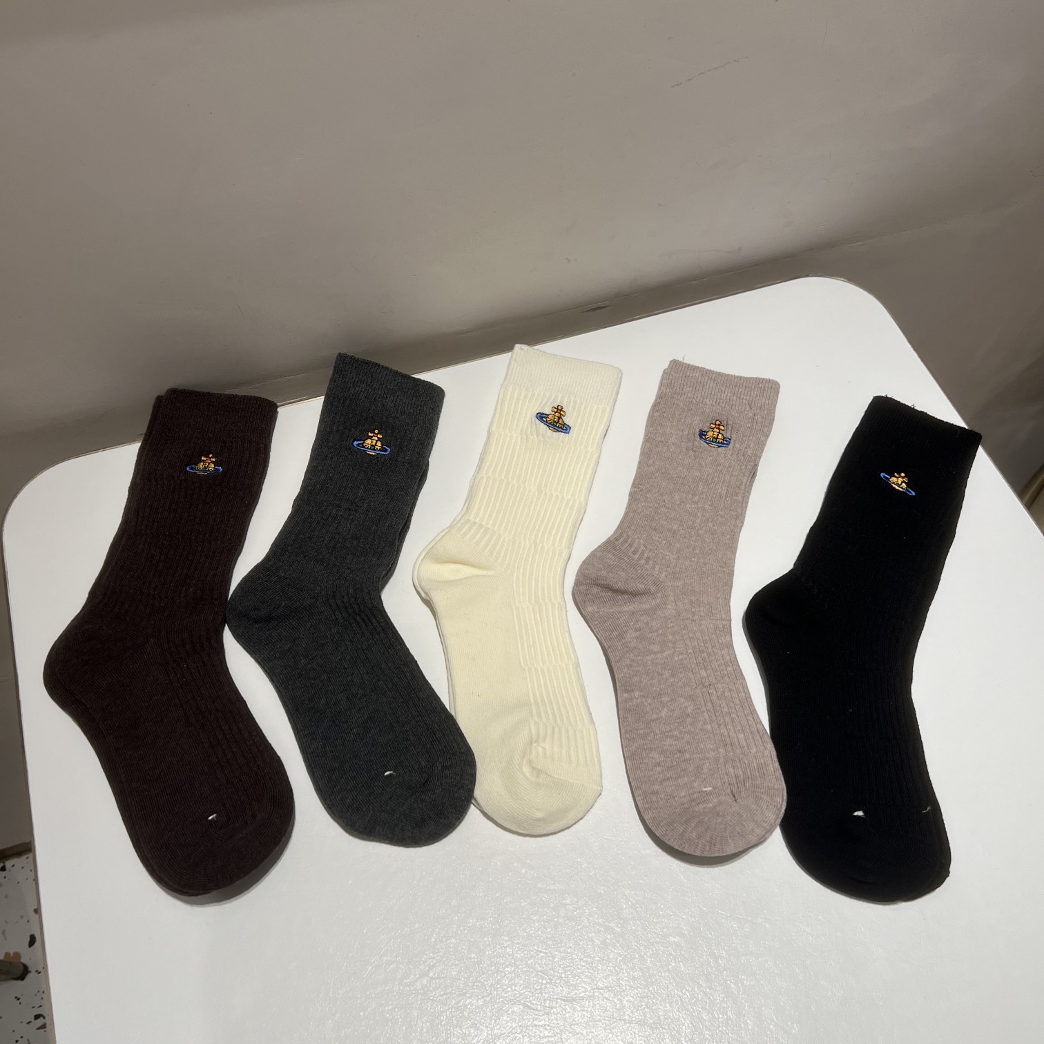 G701西太后百搭时尚中筒袜