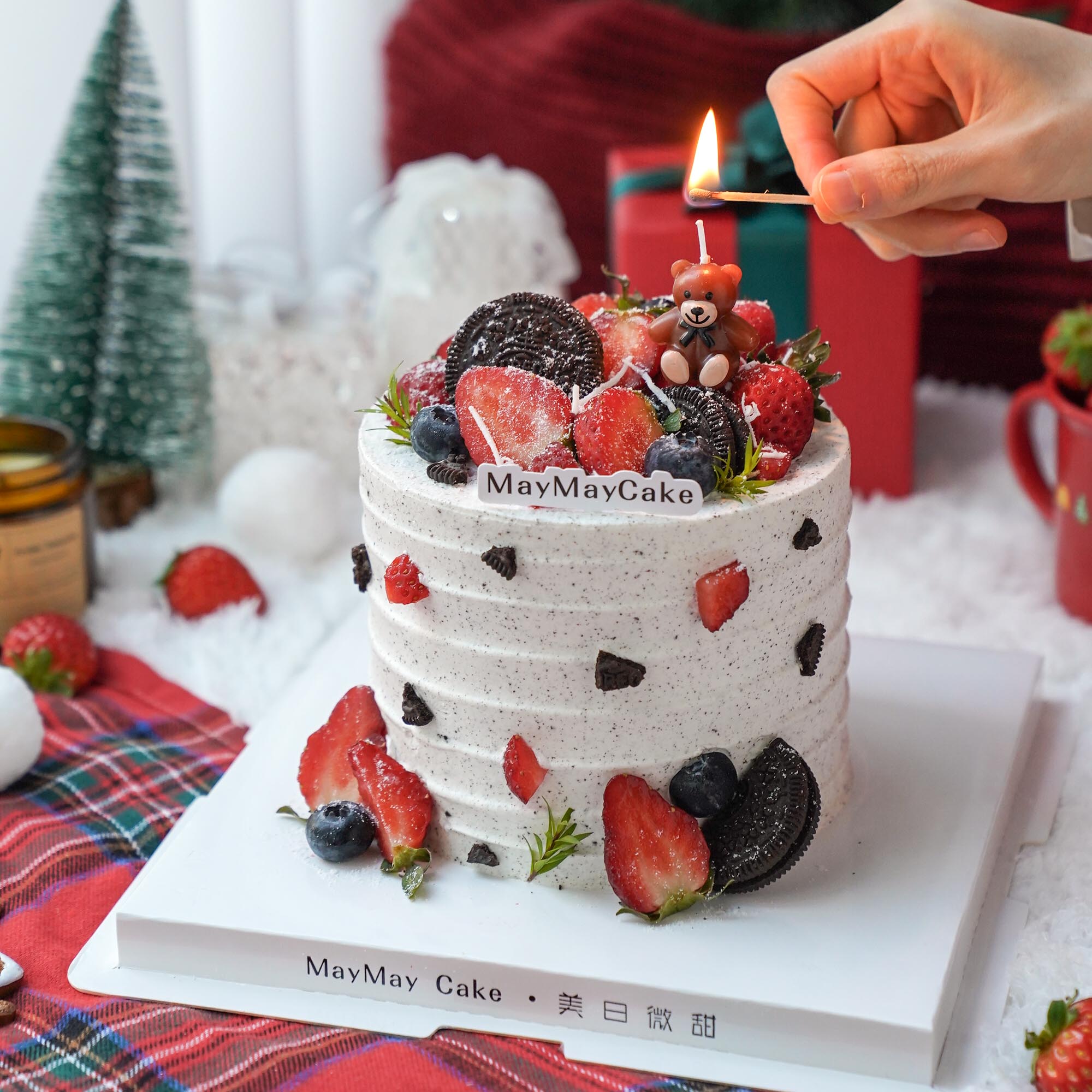 海盐少女· 草莓麦旋风（巧克力胚）【A4602】