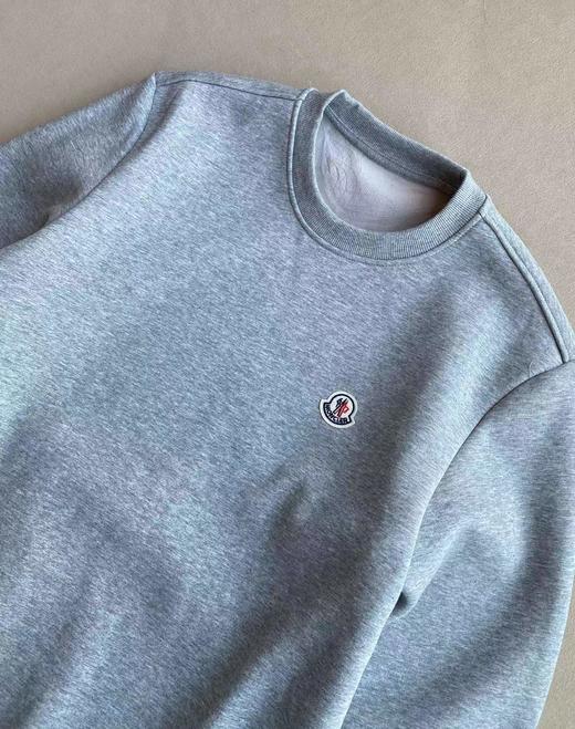 D120425冬季新款简约小标加绒保暖圆领卫衣男款 商品图6