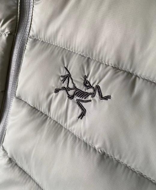 D120409轻量排骨休闲立领拉链鹅绒马甲90绒轻薄羽绒马甲 商品图9