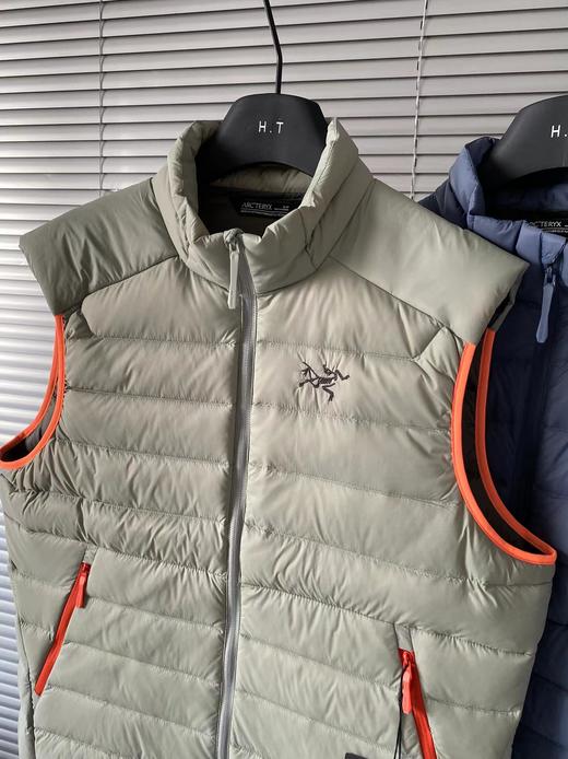 D120409轻量排骨休闲立领拉链鹅绒马甲90绒轻薄羽绒马甲 商品图6