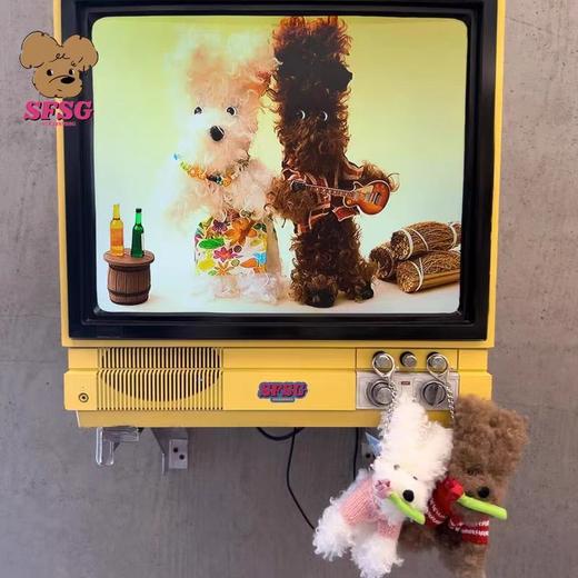 4楼Eubelle欧蓓 【董璇张紫宁同款】SFSG情人节系列潦草叼花小狗玩偶 活动价：159元 商品图1