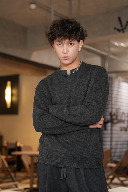 543943294休闲舒适针织衫 商品图0