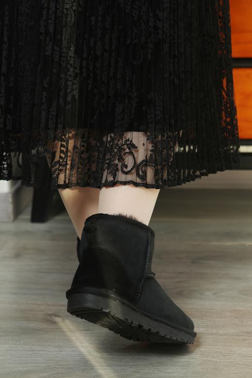 一周发货【雪地靴】肉肉脚拍大一码，35-48鞋码，长毛皮毛一体雪地靴，鞋口定制加大版本，栗色&黑色，冬季保暖大码羊毛靴，男女同款都可穿，满足一家人的冬季保暖需求 商品图11